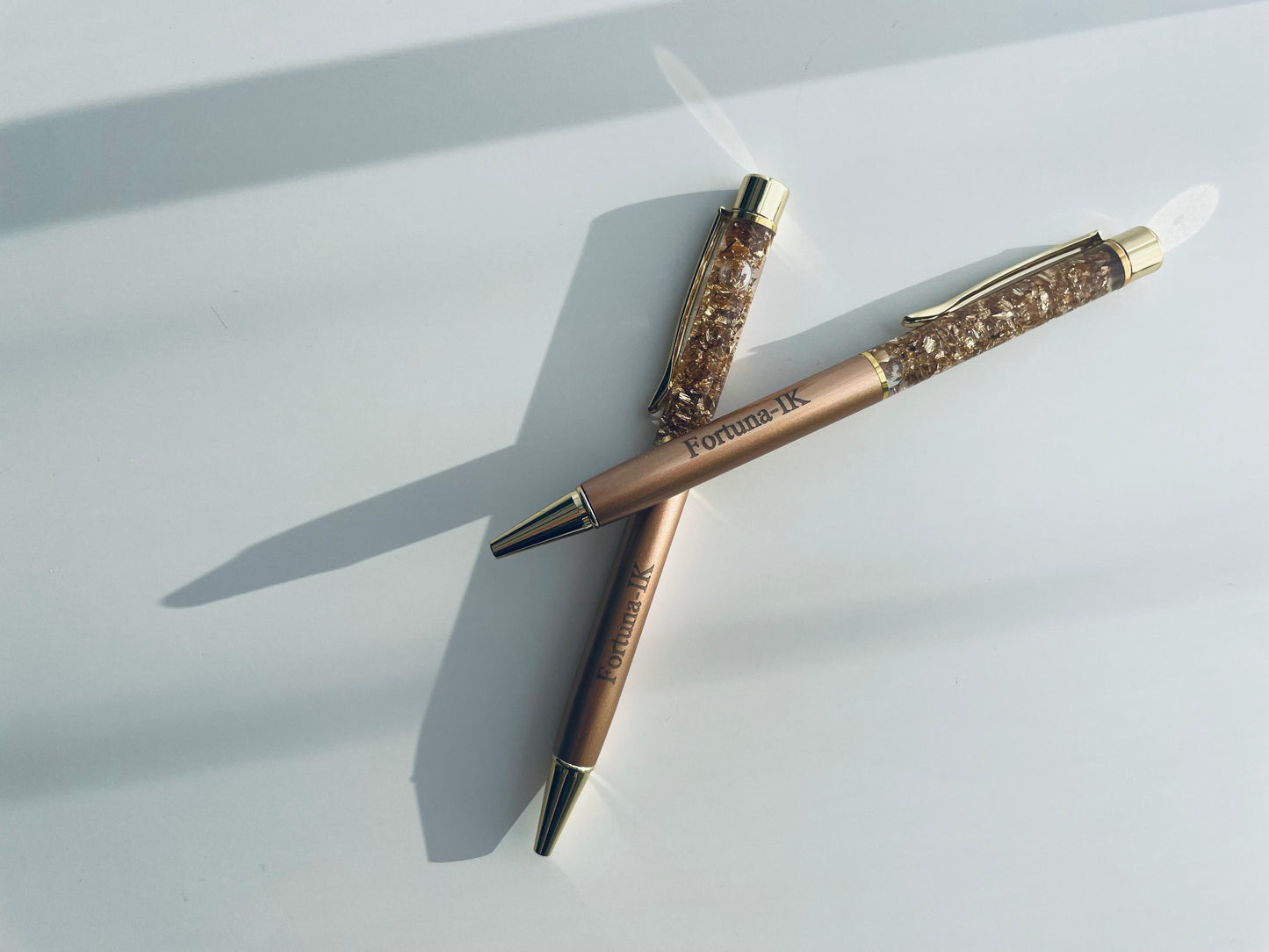 Golden pen    (1 piece)
